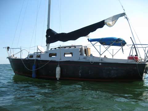 Island Trader sailboat VIDEO, click to start
