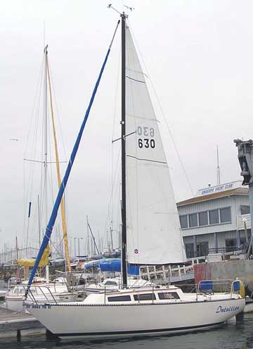 1983 S2 7.3 sailboat