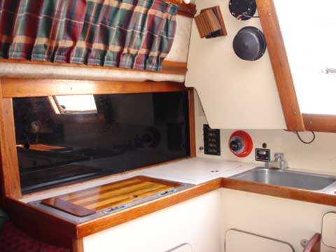 S2 8.0, 1983 sailboat