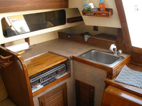 S2 9.2 sailboat