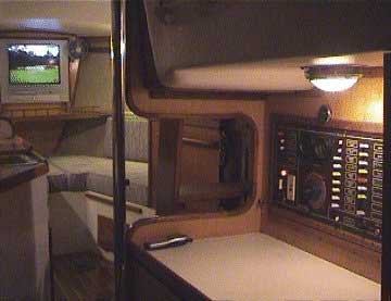 1988 Sovereign 28