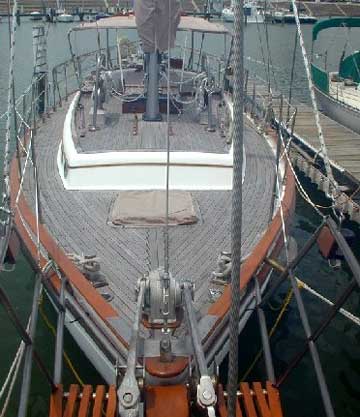 1984 Morea Spindrift 43 sailboat