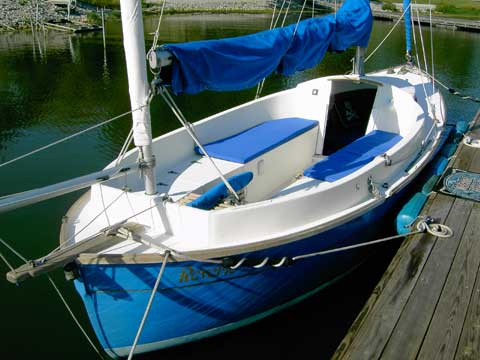 Sunseeker 23 sailboat