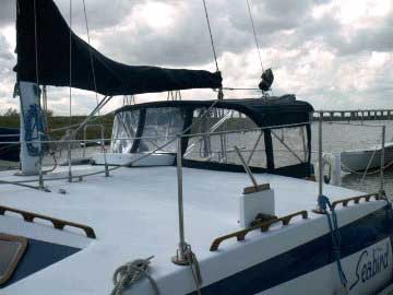 1989 Tri-Star 27 Trimaran sailboat