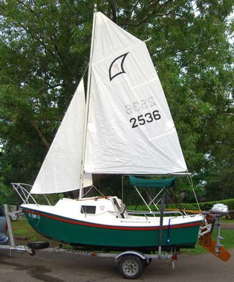 2002 West Wight Potter 15 sailboat
