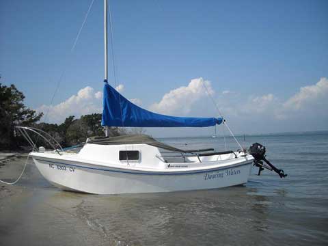 West Wight Potter, 15, 2002 sailboat