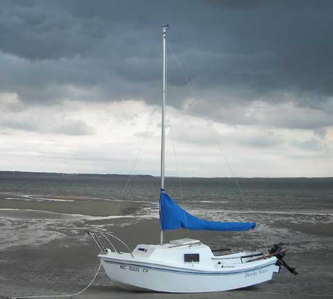 West Wight Potter, 15, 2002 sailboat