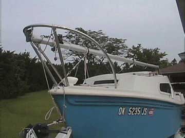 1978 WWP 15, pulpit with mast hinge