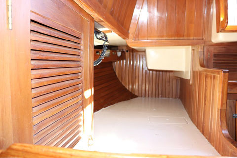 Cabo Rico 38, 1984 sailboat