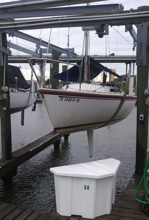 Capri 25, 1988 sailboat