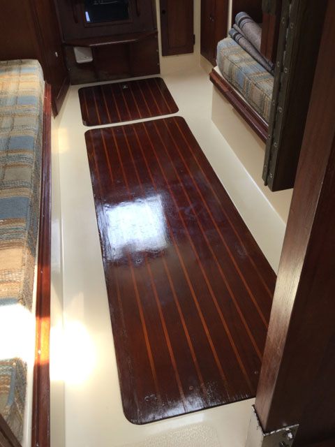 Com-Pac II 27, 1986 sailboat