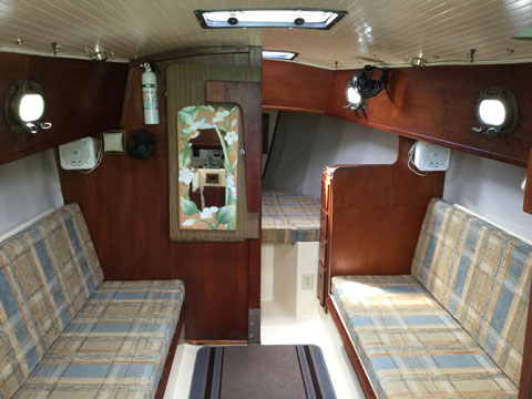 Com-Pac II 27, 1986 sailboat