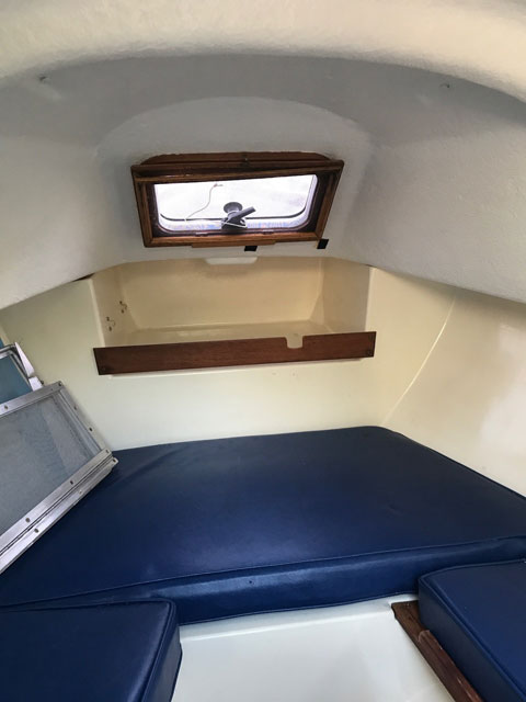 Drascombe Coaster, 1984 sailboat