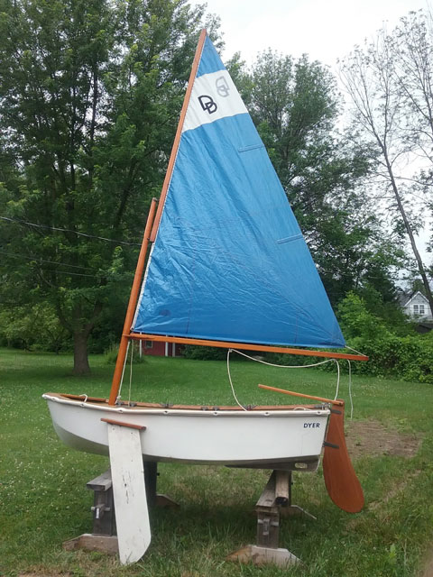Dyer Midget dinghy sailboat