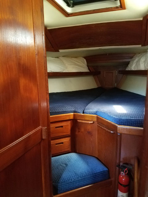 Ericson 35 Sloop, 1985 sailboat