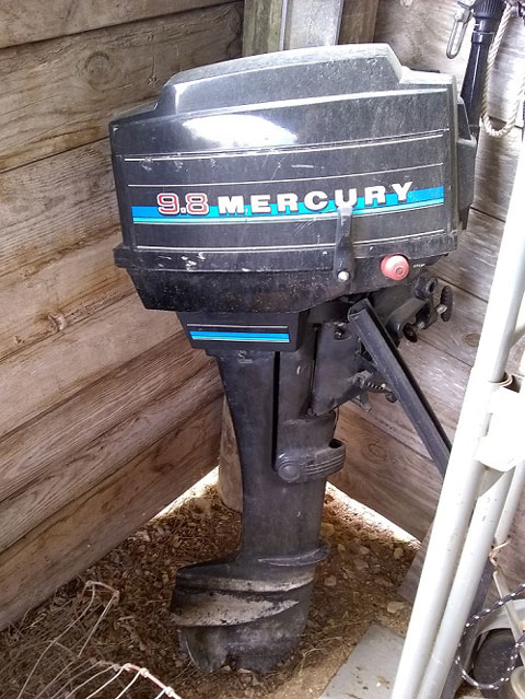 Haines Hunter 'Super' Trimaran, 1982 sailboat