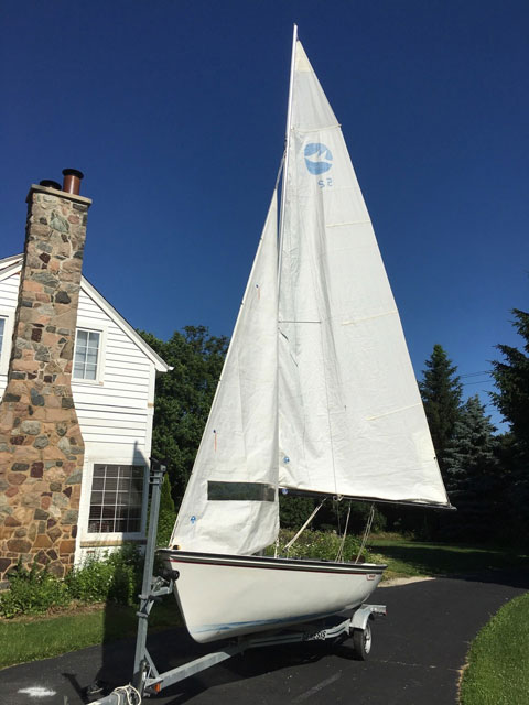 Boston Whaler Harpoon 5.2, 1983 sailboat