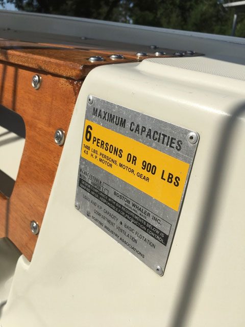 Boston Whaler Harpoon 5.2, 1983 sailboat