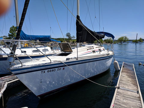 Hunter 28.5, 1985 sailboat