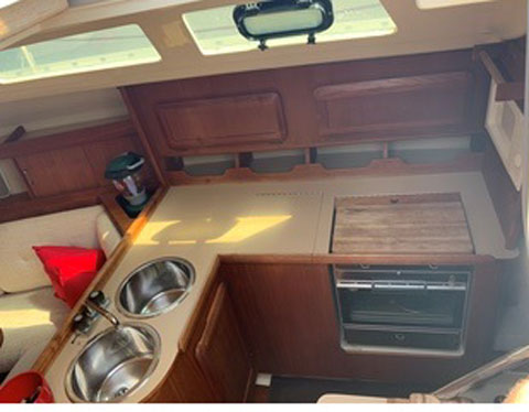 Hunter 30, 1990 sailboat