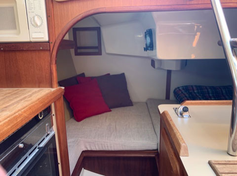 Hunter 30, 1990 sailboat