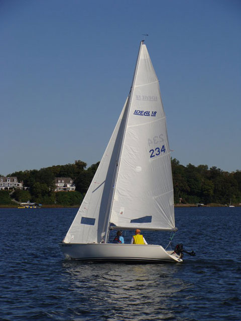 ideal 18 sailboat for sale