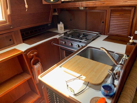 Peter Canning Mariner 36, 1980 sailboat