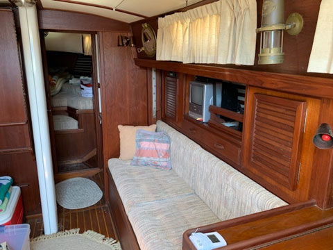 Peter Canning Mariner 36, 1980 sailboat