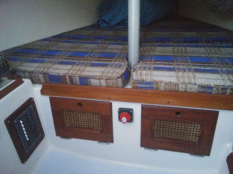 Montgomery 17, 1980 sailboat