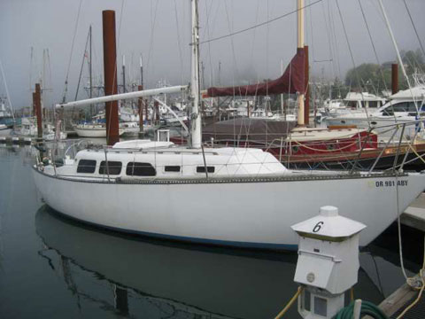 Ranger 33, 1975 sailboat
