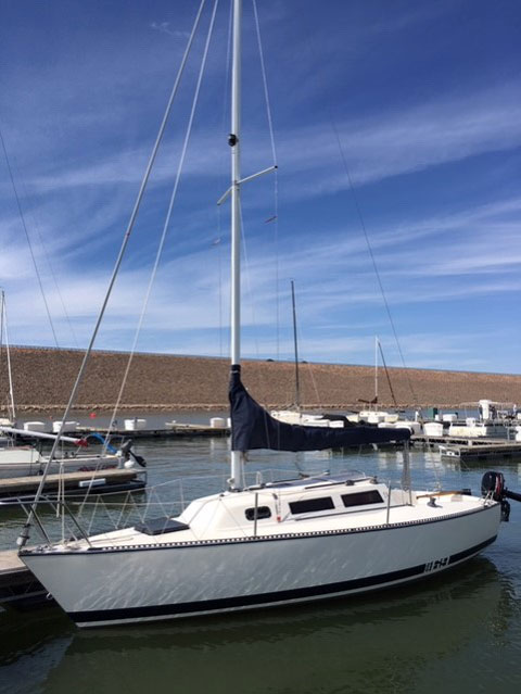 S2 6.9, 1984 sailboat