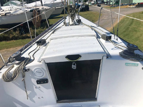 Tartan Pride 270, 1985 sailboat