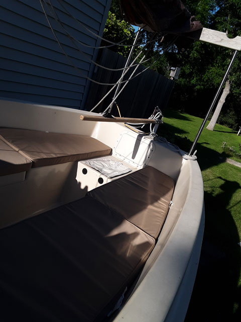 Bay Hen 21, 1984 sailboat