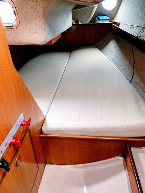 Beneteau First 285, 1988 sailboat
