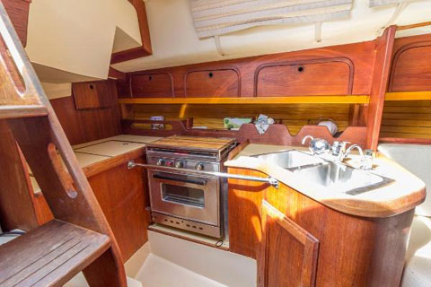 Cal 33, 1987, sailboat