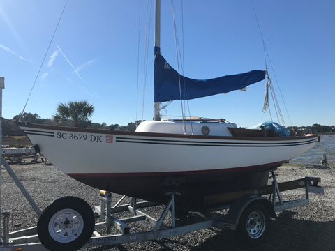 Cape Dory Typhoon weekender, 1978 sailboat