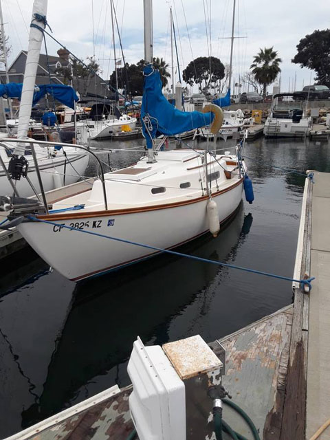 Cape Dory 25 sailboat