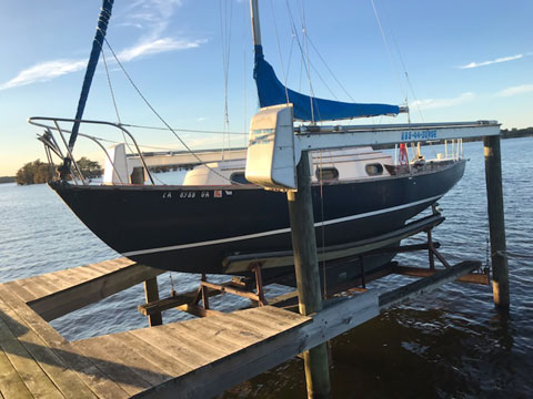 Cape Dory 25, 1981 sailboat
