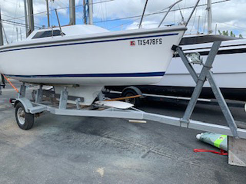 Catalina Capri 16, 1989 sailboat