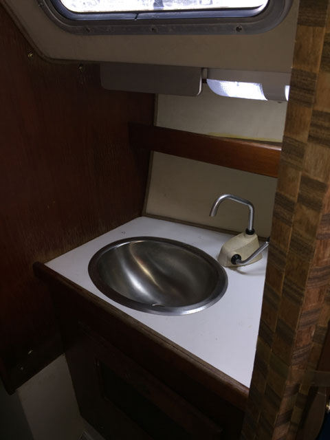 Catalina 25, 1984 sailboat