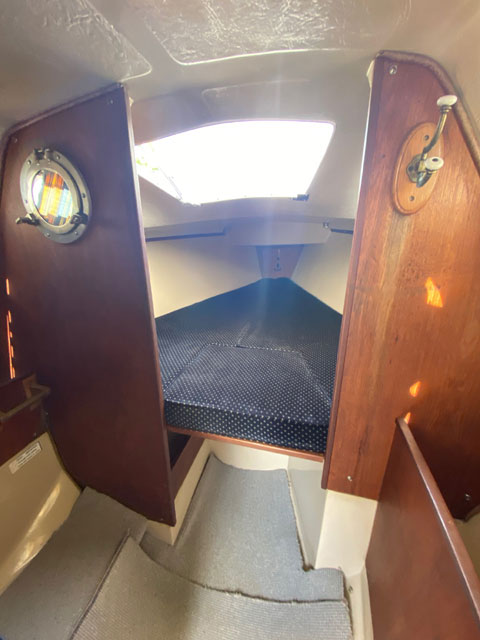 Catalina 25, 1979 sailboat