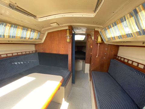 Catalina 25, 1979 sailboat