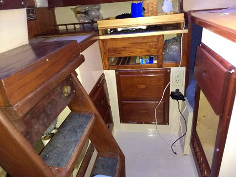 Catalina 25, 1984 sailboat