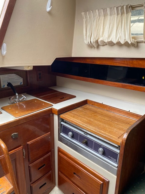 Catalina 27, 1986 sailboat