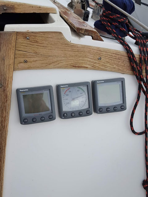 Catalina 30 Tall rig, 1983 sailboat