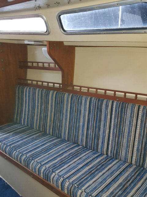 Catalina 30 Tall rig, 1983 sailboat