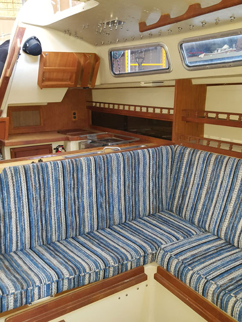 Catalina 30 Tall rig, 1983 sailboat