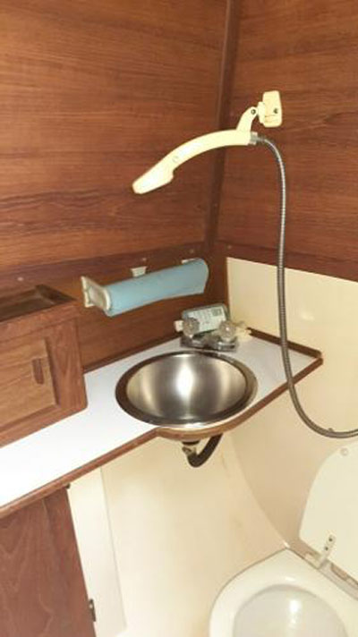 Com-Pac 27/2, 1989 sailboat