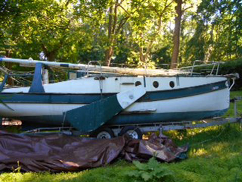 Custom Leeboard gaff ketch, 28 ft., early 90s sailboat