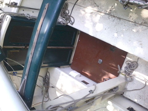 Custom Leeboard gaff ketch, 28 ft., early 90s sailboat